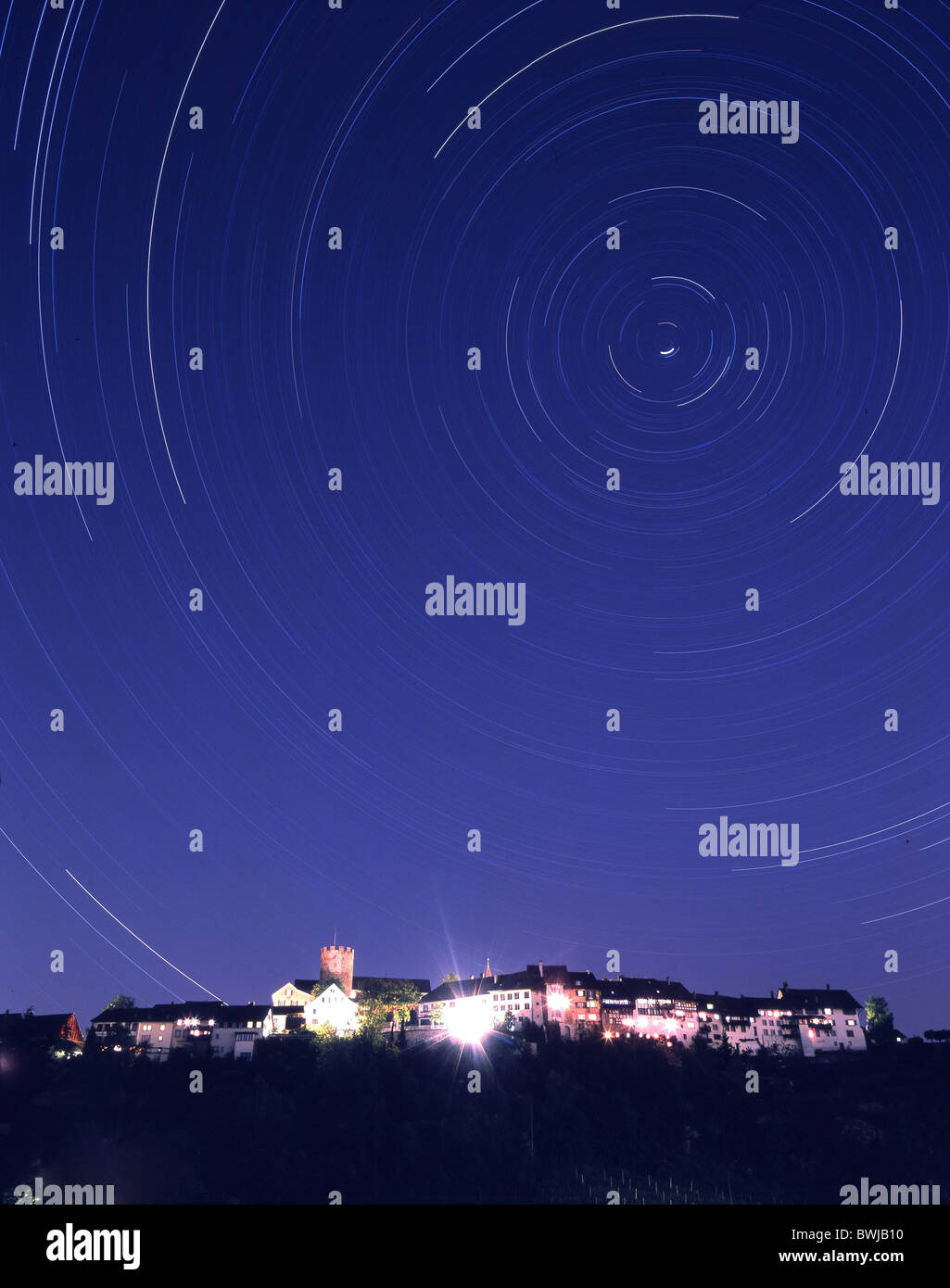 Sky star les voies de montagne pluie Canton de Zurich Suisse Europe stars night sky sky at night nuit Banque D'Images