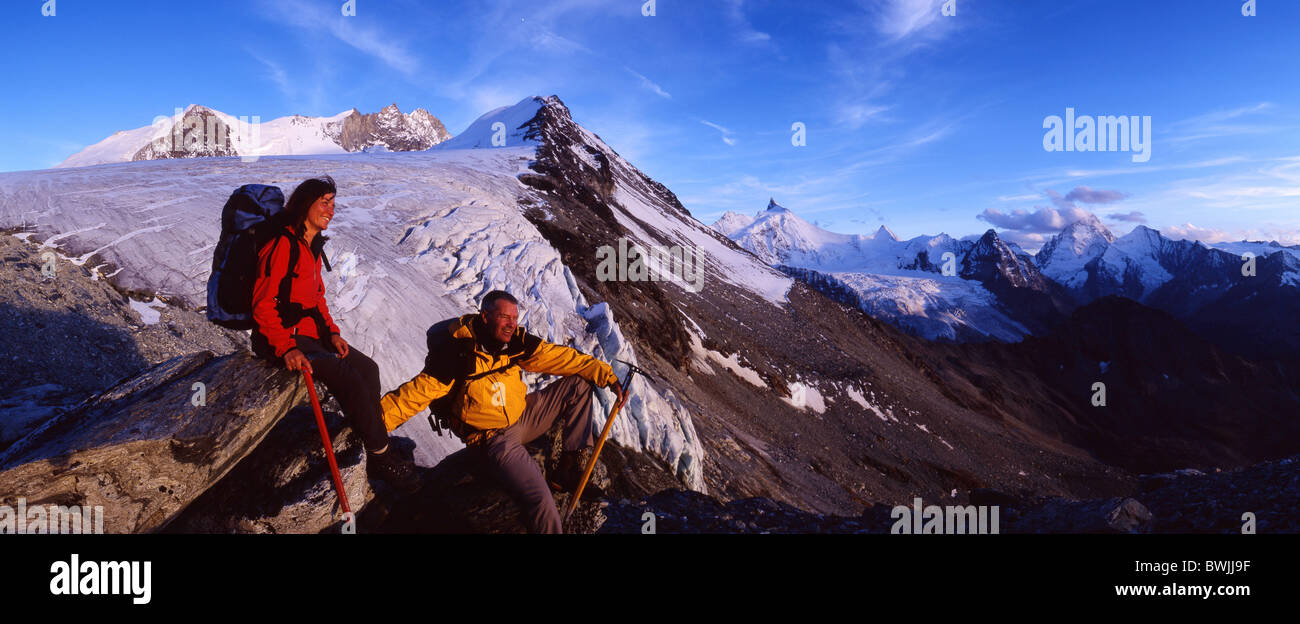 Corde groupe temps libre sports alpinisme glacier d''Turtmanngletscher Turtmanntal Turtmann montagne Al Banque D'Images