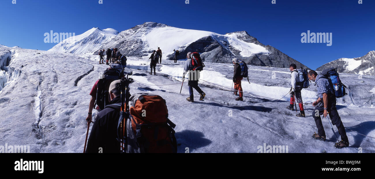 Corde groupe temps libre sports alpinisme glacier d''Brunegggletscher Turtmanntal montagnes Tourtemagne Alp Banque D'Images