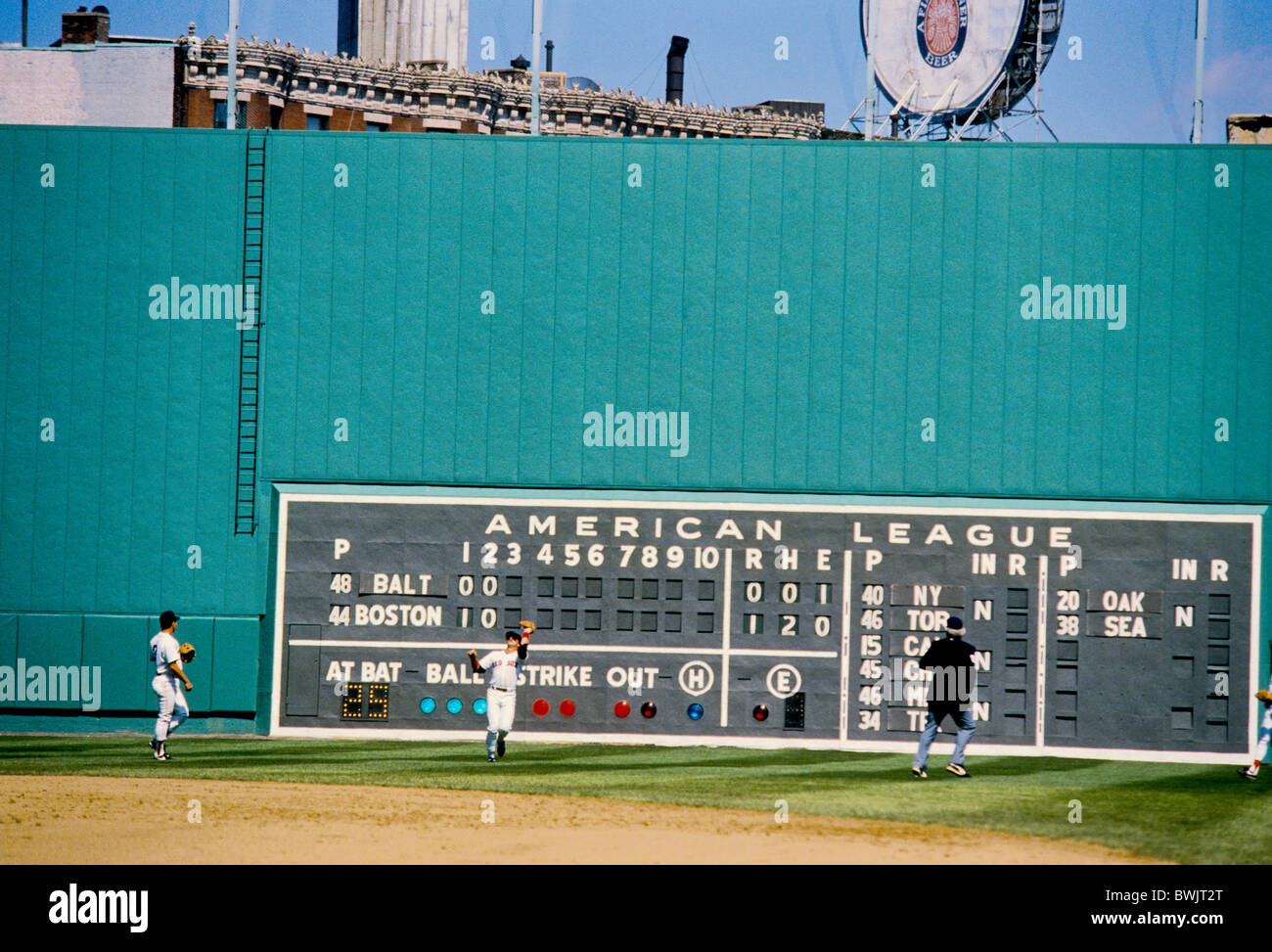 Monstre vert à Fenway Park home de la MLB Red Sox de Boston. Banque D'Images