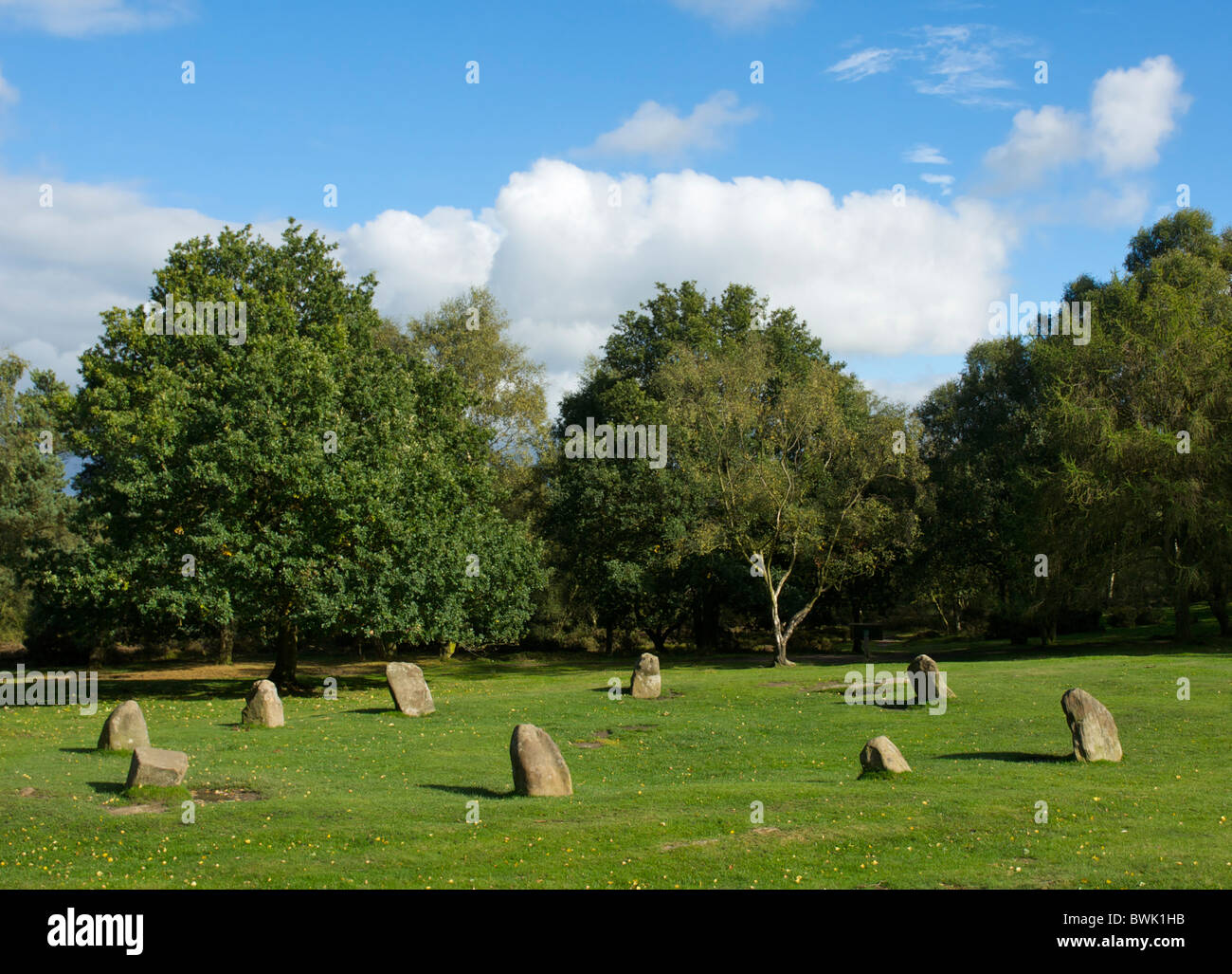 Neuf femmes stone circle sur Stanton Moor, Derbyshire, Angleterre, Royaume-Uni Banque D'Images