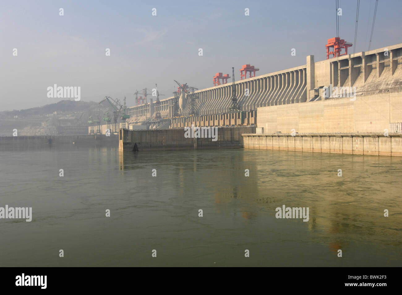 Asie Chine Yangtze Jangtze yangtsé barrage des Trois gorges d'écoulement Banque D'Images