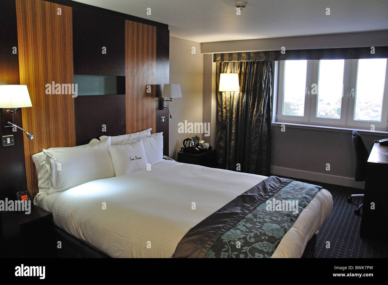 Chambre standard à l'hôtel Hilton Doubletree, Cadbury House Frost Hill, Clevedon, Somerset, England, United Kingdom Banque D'Images
