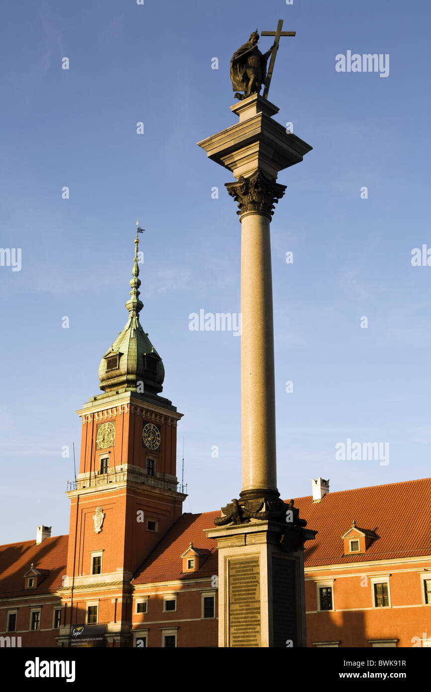 Zygmunt's Column et le Château Royal à Place du Château, Varsovie, Pologne, Europe Banque D'Images