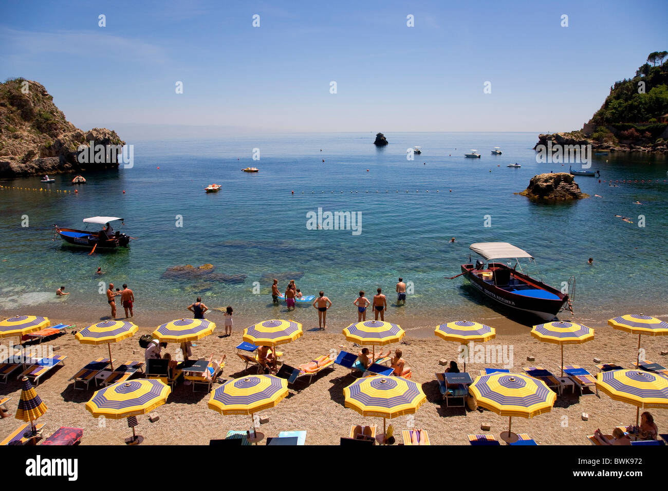 La baie de Mazzaro, Taormina, Messina province, Sicile, Italie, Europe Banque D'Images