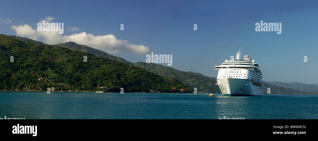 Haïti Seas Voyager of the Seas Royal Caribbean Cruise Line Navire Panorama des Caraïbes Cruiser Locations De Trave Banque D'Images