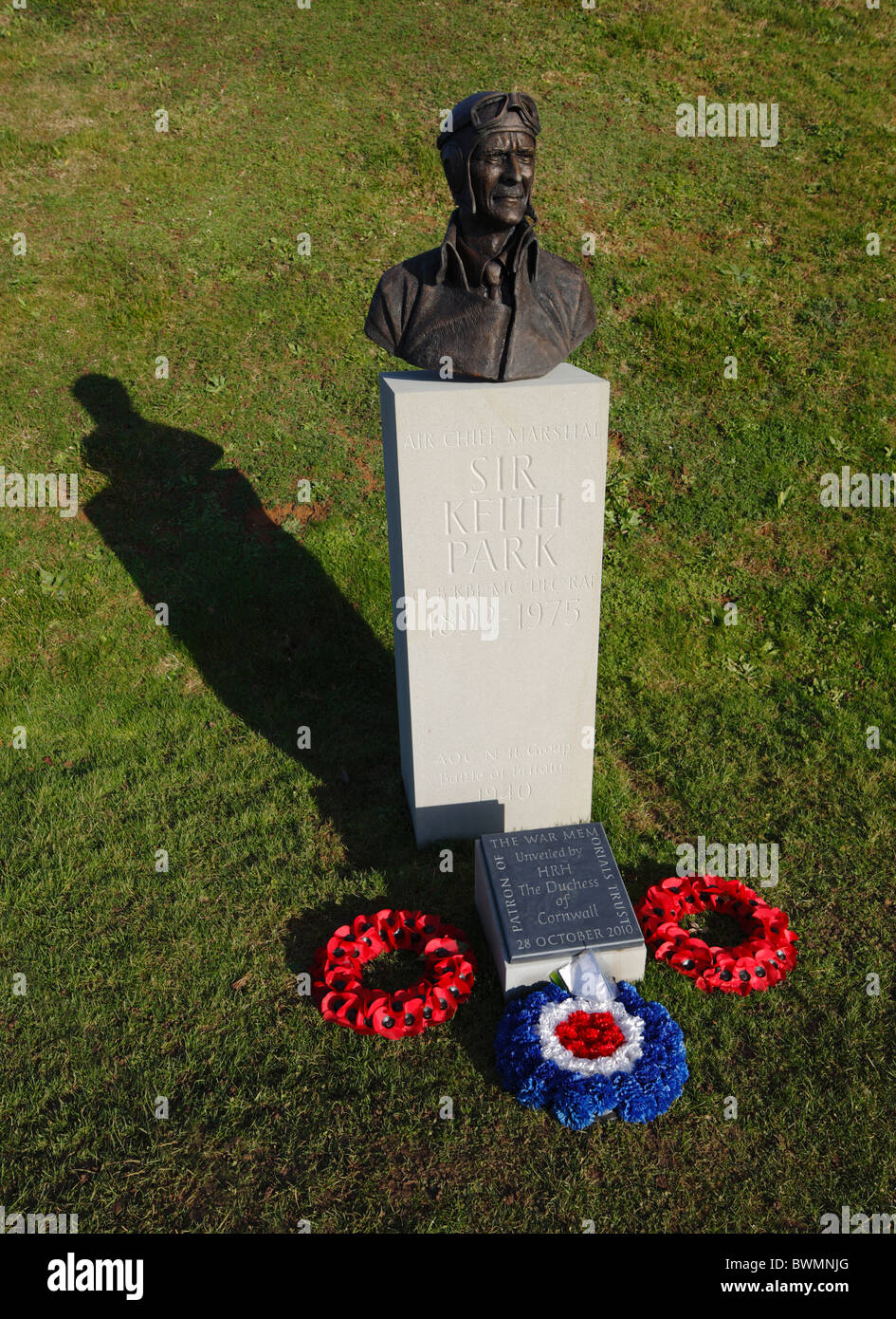 Mémoire de l'Air Chief Marshall Sir Keith Park, à Capel le Ferne. Banque D'Images