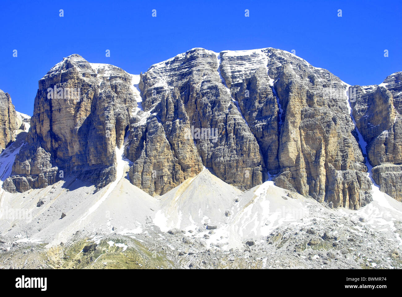 Portrait d'été Dolomites italiennes à Val di Fassa Italie Alpes du Tyrol du Sud Banque D'Images