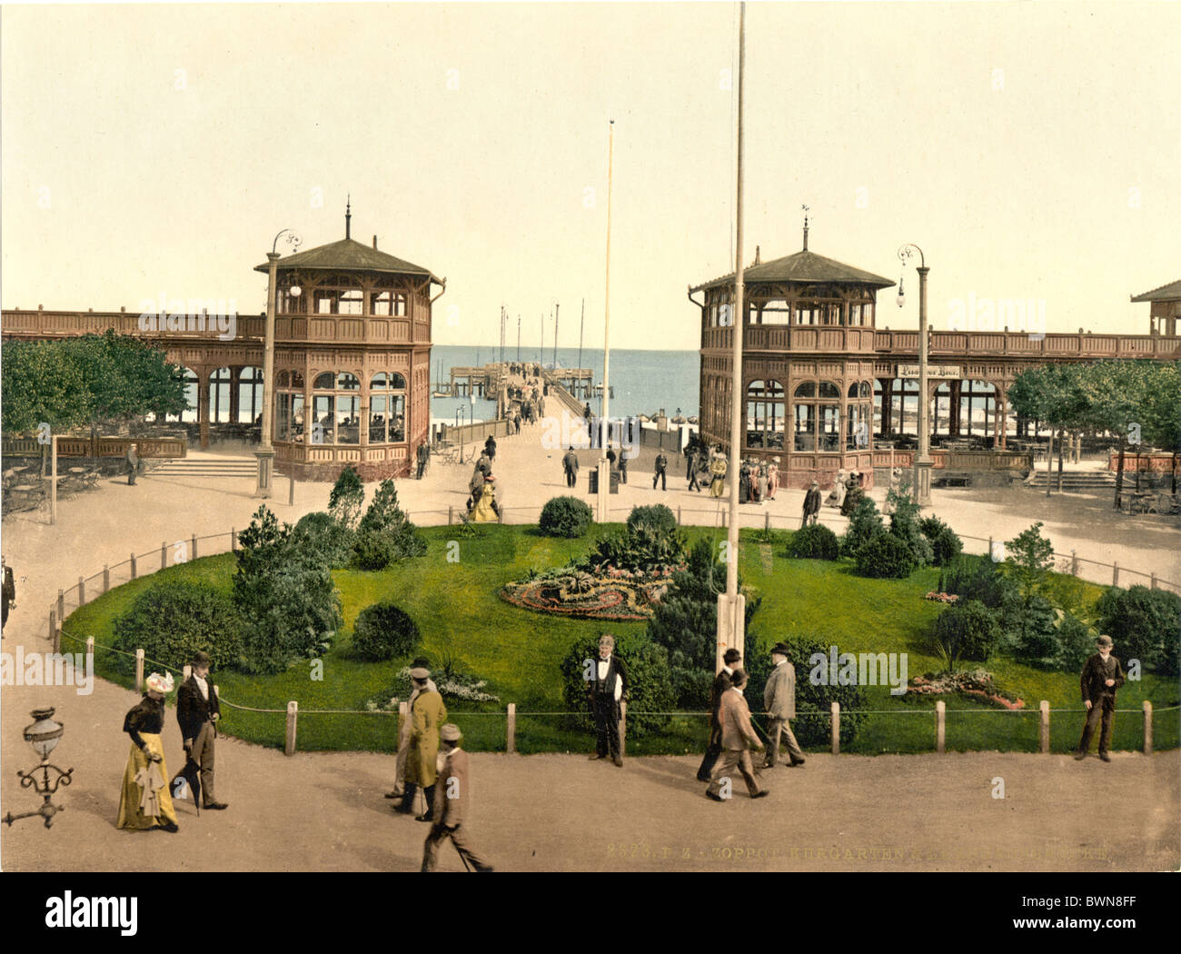 Sopot Zoppot la Prusse de l'anciennement Allemagne Europe Pologne Kurgarten Landungsbrucke landing stage Mer Baltique P Banque D'Images