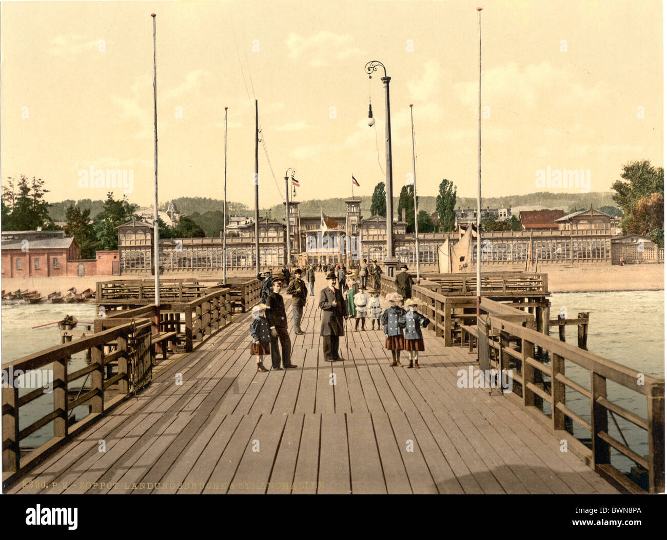 Sopot Zoppot la Prusse de l'anciennement Allemagne Europe Pologne pier personnes tourisme touristes landing stage Mer Baltique Banque D'Images