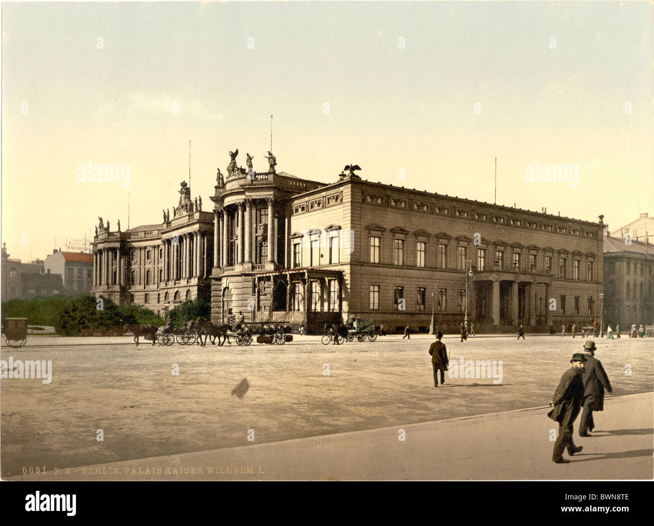 Palais de berlin Banque de photographies et d’images à haute résolution ...