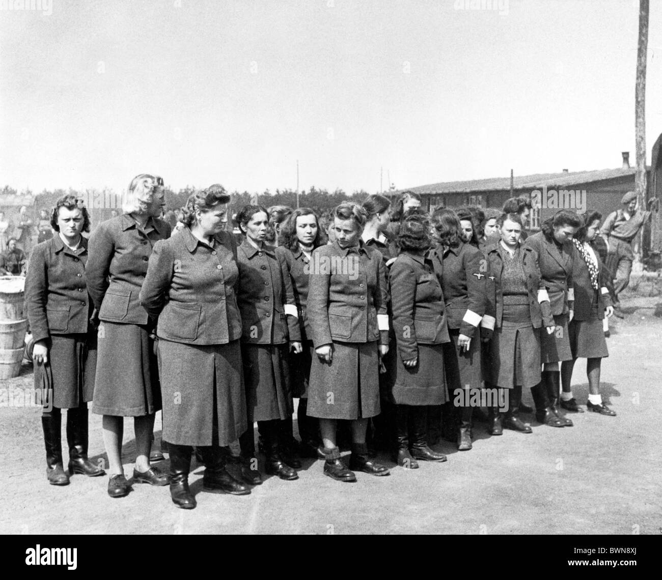La Seconde Guerre mondiale, des femmes évêques camp de concentration de Bergen-Belsen Allemagne Europe 17 avril 1945 Historique Historique Banque D'Images