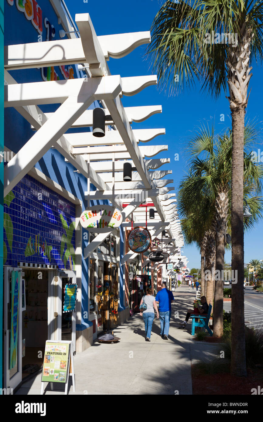 Boutiques dans l'Pier Park, Panama City Beach, la Côte du Golfe, Florida, USA Banque D'Images