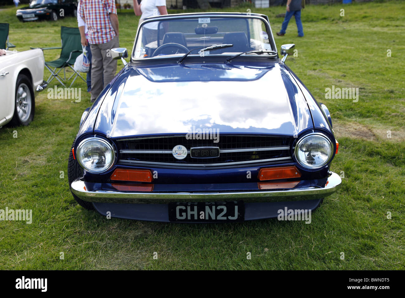 TRIUMPH TR6 BLEU VOITURE STAINDROP CLASSIC YORKSHIRE RABY CASTLE STAINDROP NORTH YORKSHIRE STAINDROP NORTH YORKSHIRE 22 Août 20 Banque D'Images