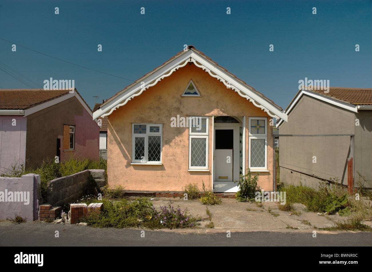 Exécuter down house dans le besoin de rénovation, Jaywick, Essex Banque D'Images