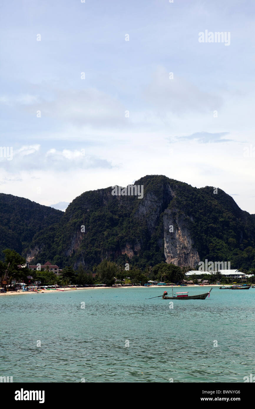 Une vue de l'île de Koh Phi Phi en Thaïlande Banque D'Images