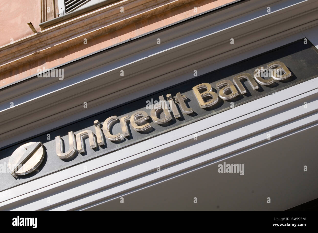 Unicredit banca Banque de photographies et d'images à haute résolution -  Alamy