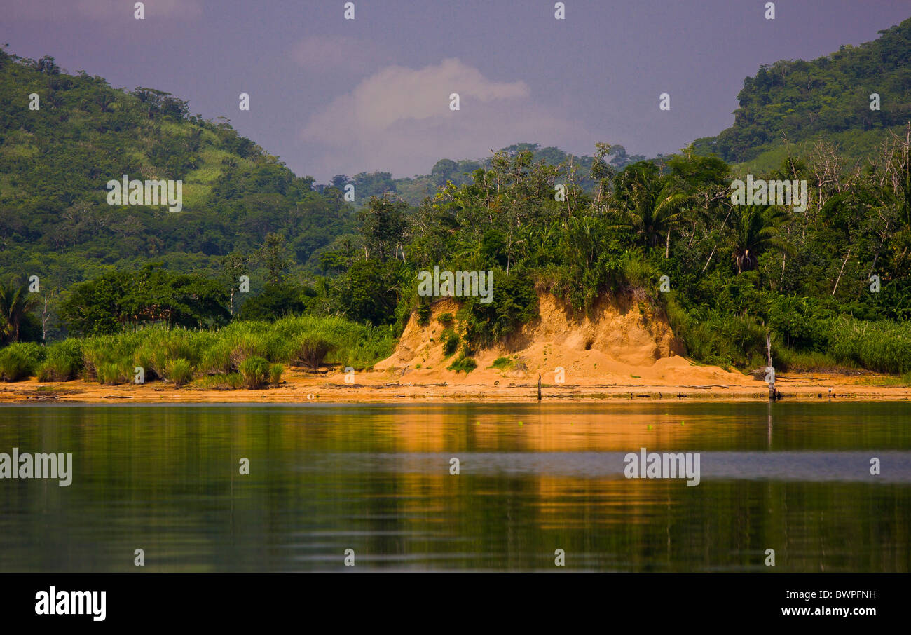 Lac BAYANO, PANAMA - lac Bayano, réservoir à Comarca Kuna de Madungandi territoire autochtone. Banque D'Images