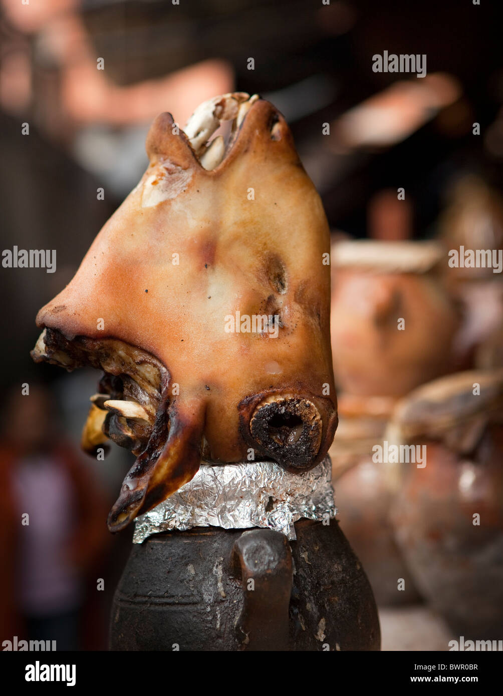 "Tangia, Batchelor Stew' avec la tête de mouton, Marrakech, Maroc, Afrique du Nord Banque D'Images