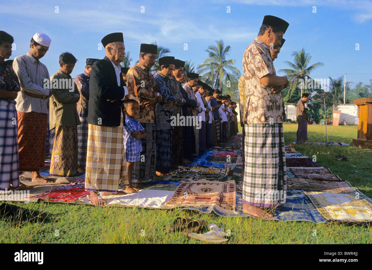 L'île de Madura en Indonésie Pakong prières communautaires Idul Fitri célébrer fin Ramadan islam religion Asie priez Banque D'Images