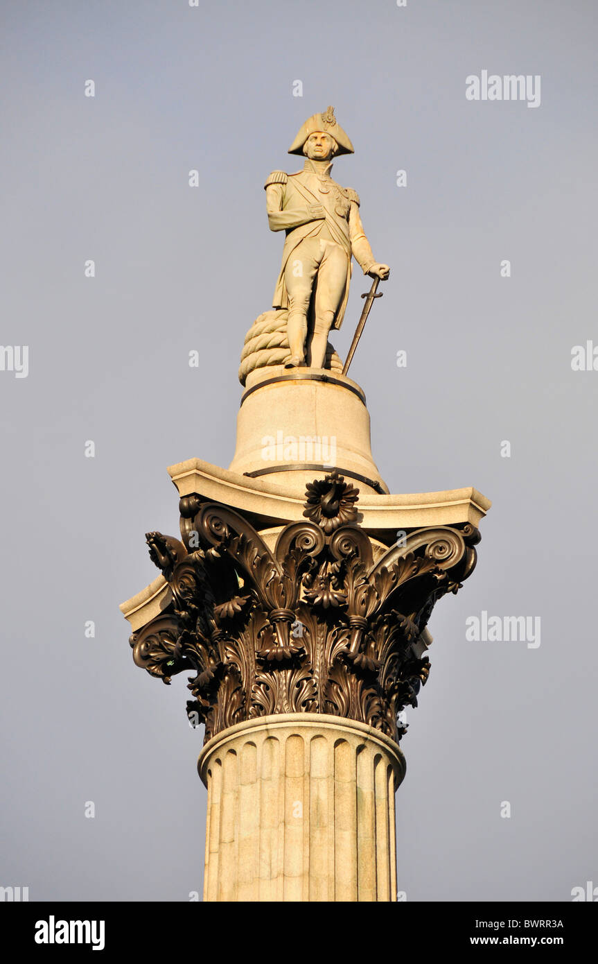 L'amiral Lord Nelson sur la colonne de Nelson, Trafalgar Square, Londres, Angleterre, Royaume-Uni, Europe Banque D'Images