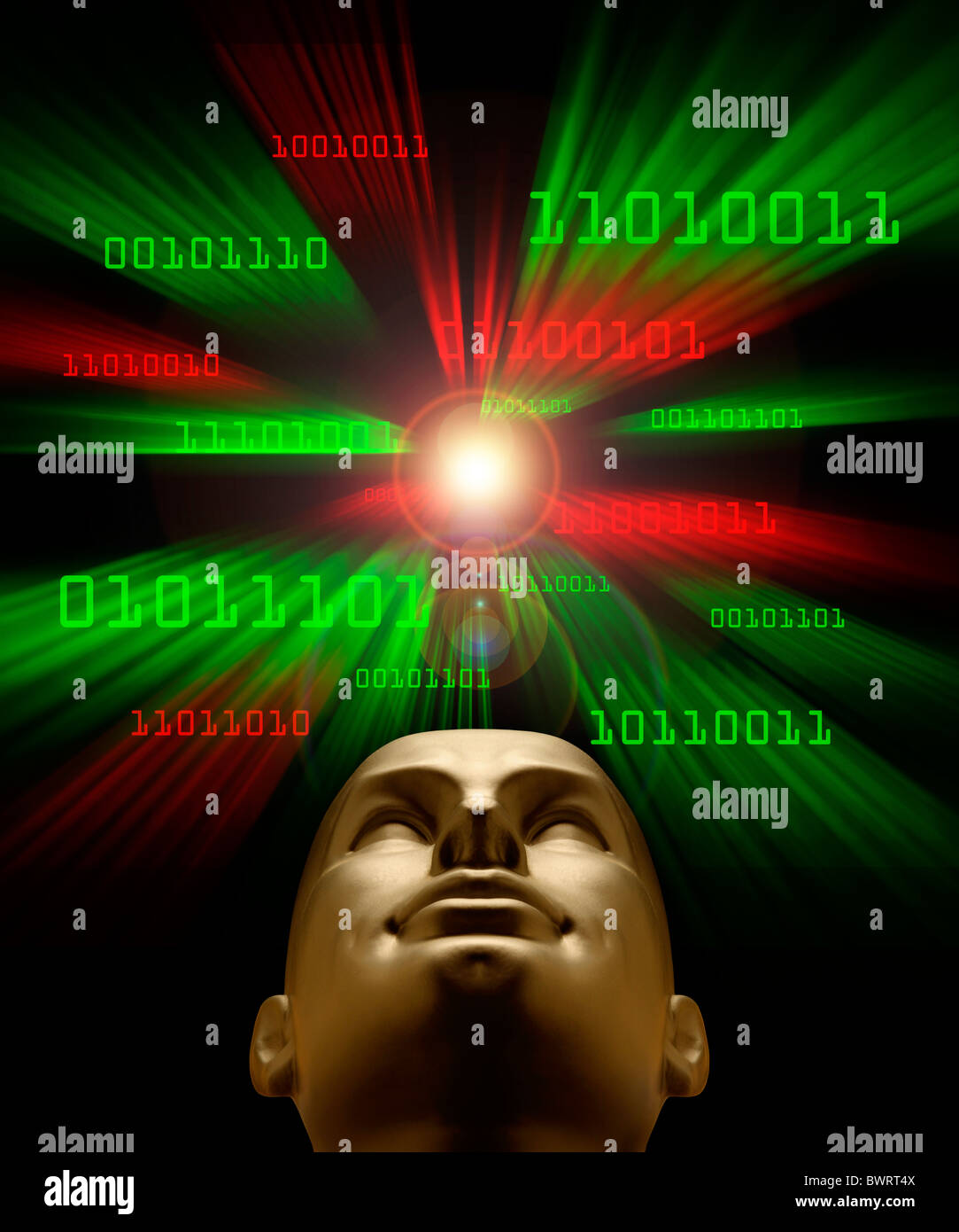 L'intelligence artificielle comme l'évoque le code binaire vert et rouge voler dans un vortex vers une tête d'Android Banque D'Images