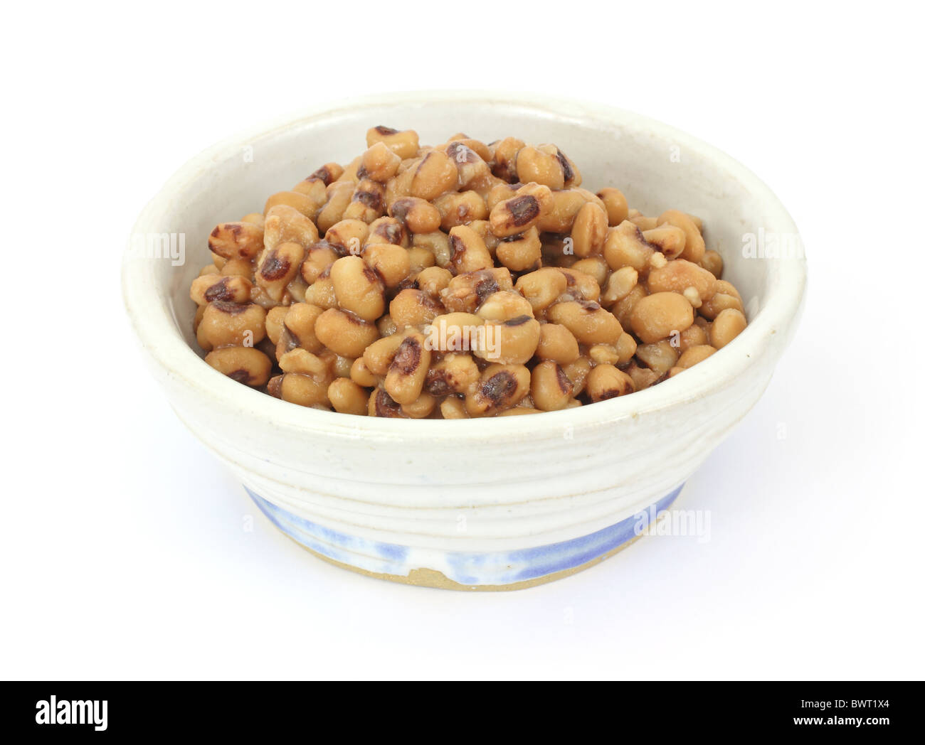 Black Eyed Peas dans old bowl Banque D'Images