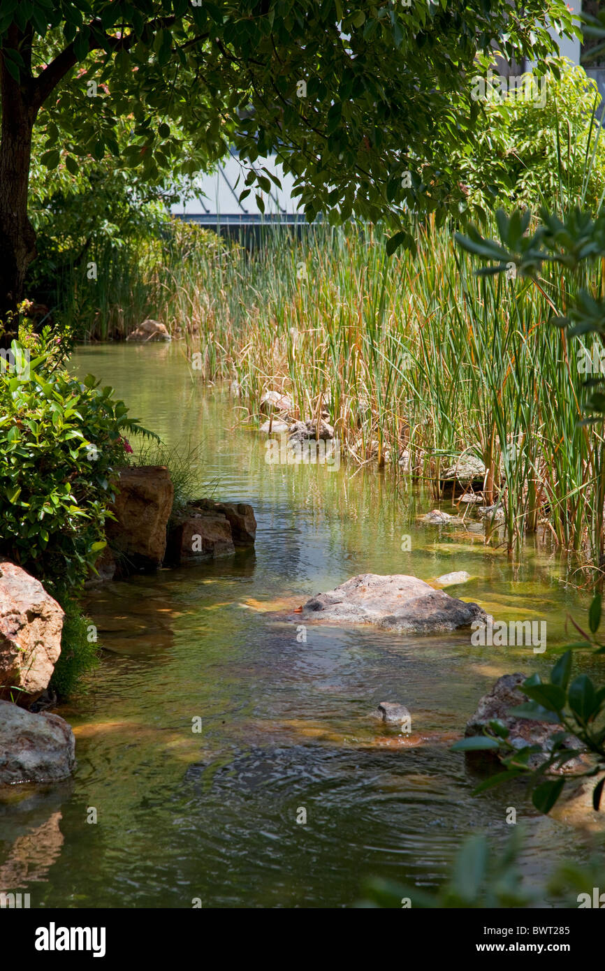 Kyoto Grand Hotel Jardin Japonais. Little Tokyo, Los Angeles, Californie, USA Banque D'Images