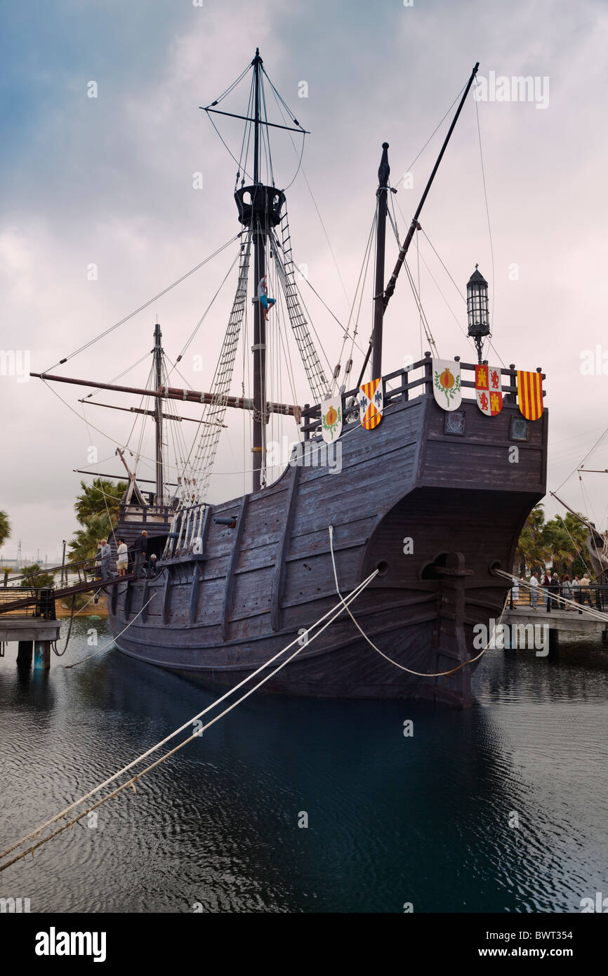 Reconstruction de Christophe Colomb de bateau Santa Maria au Muelle de las Carabelas, port de Palos de la Frontera, Espagne. Banque D'Images