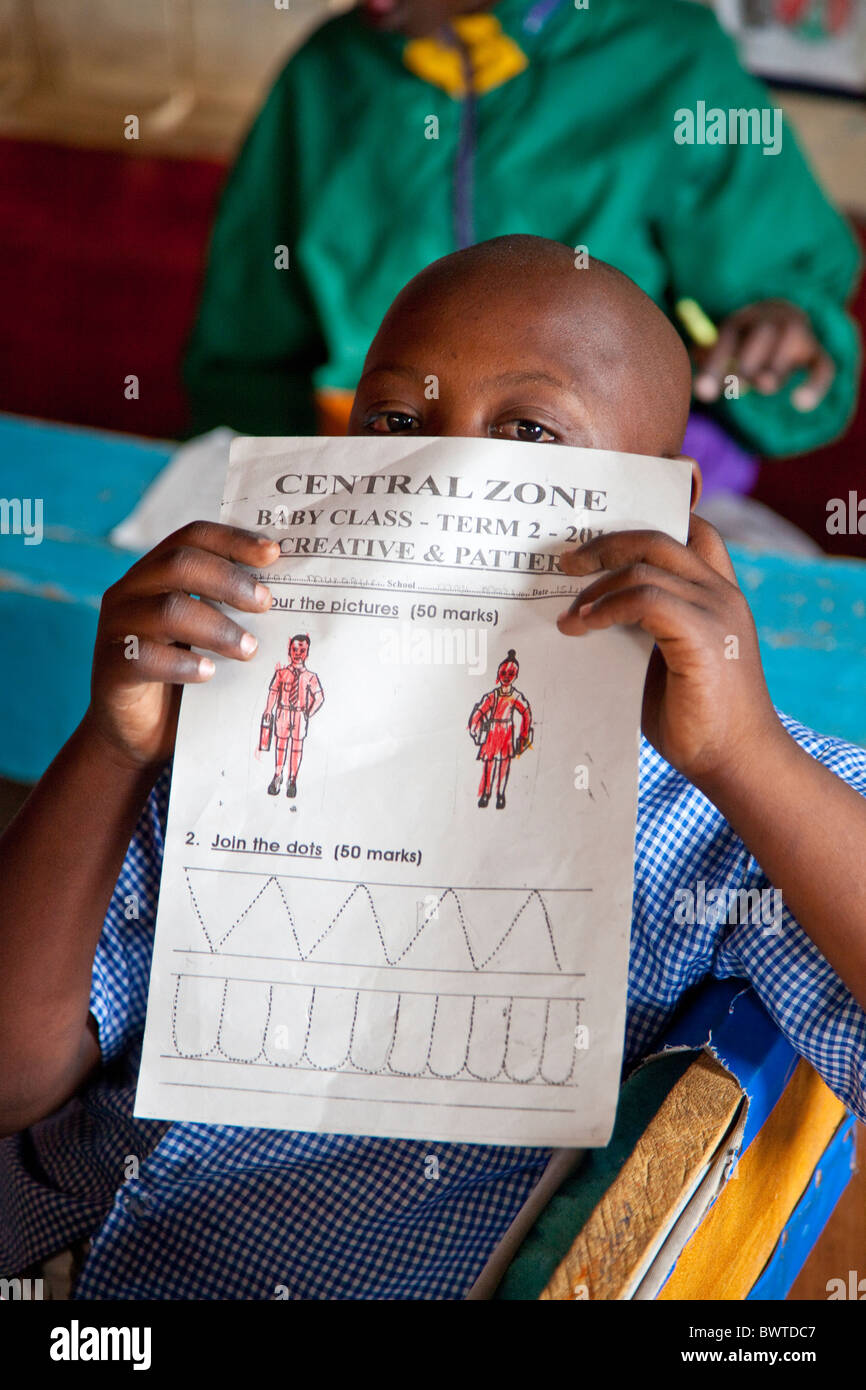 Brian Muruquri, syndrome de Down, Maji Mazuri Children's Centre, Nairobi, Kenya Banque D'Images