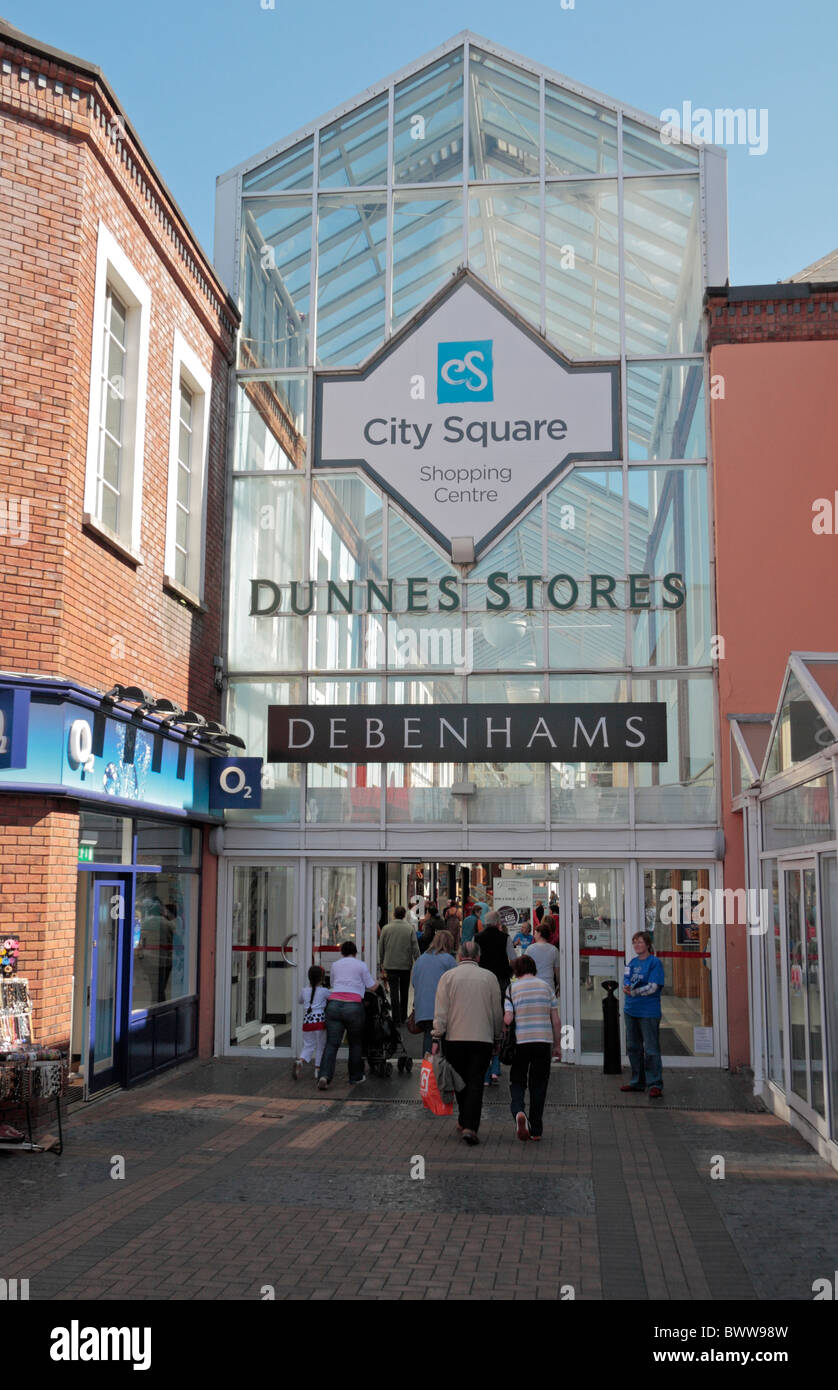 Entrée de la ville Square Shopping Centre, Waterford, Waterford Co., de l'Irlande (Eire). Banque D'Images