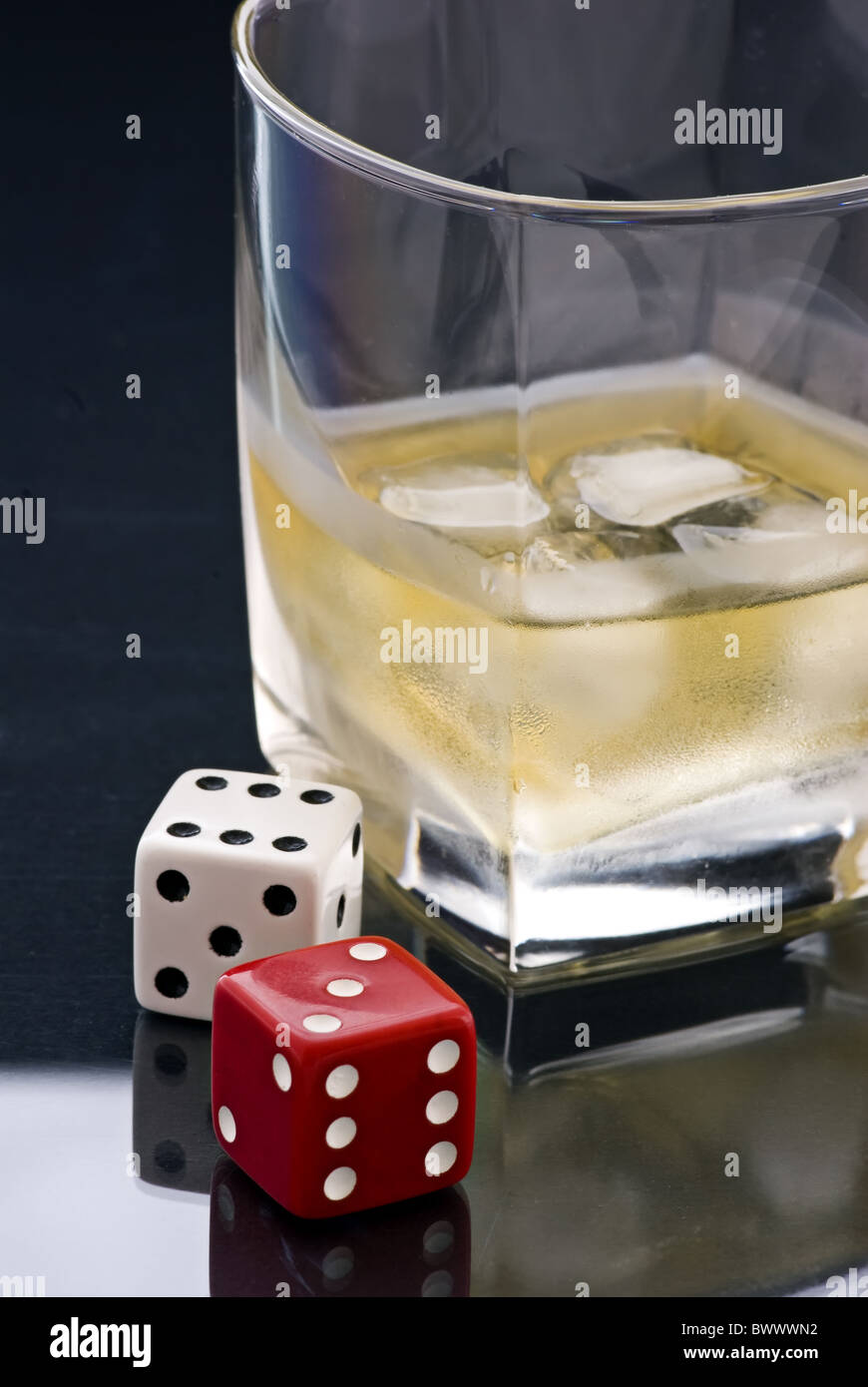Whiskey et Le Jeu Banque D'Images