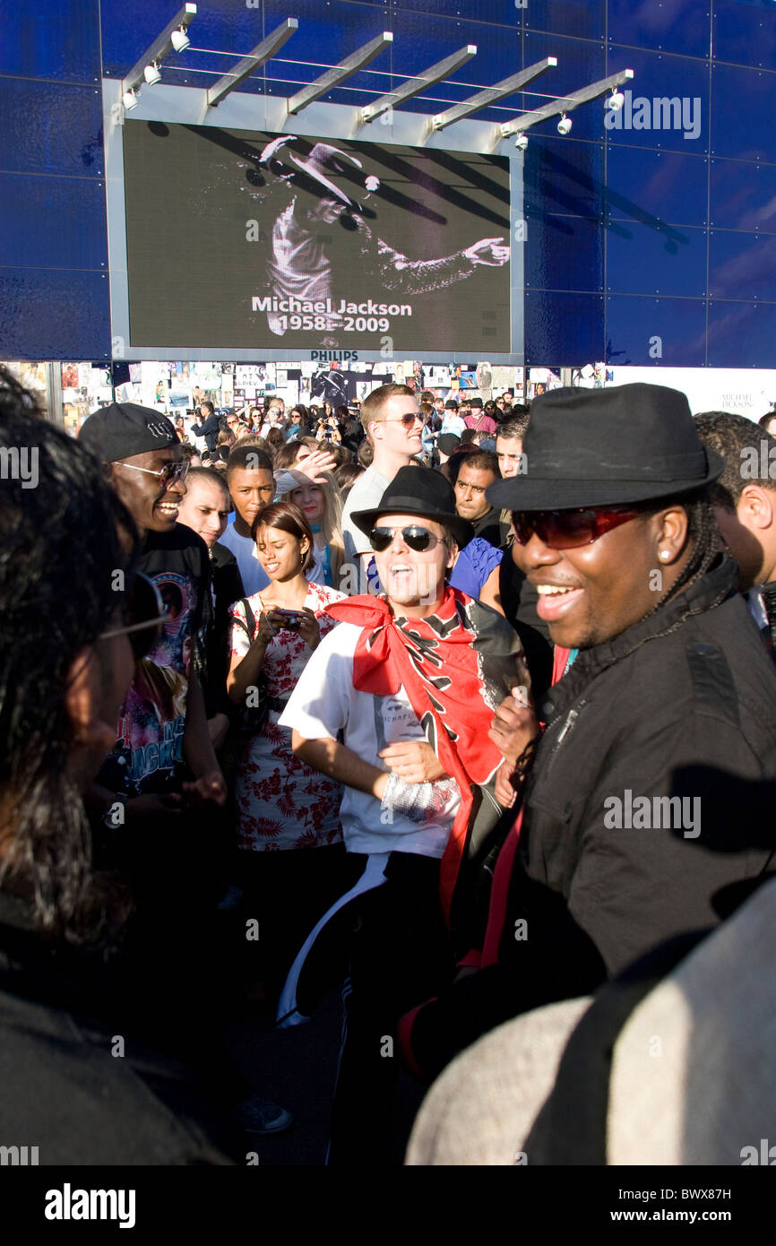 Michael Jackson vigil tenue à l'Aréna 02 où son service c'est ce tour a été conçu pour commencer. Banque D'Images