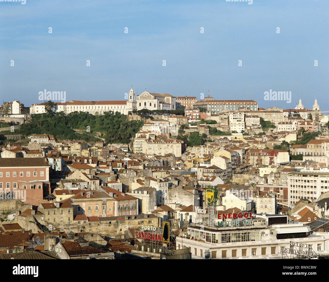 Vieille Ville Lisbonne Portugal sommaire toitures town city Banque D'Images