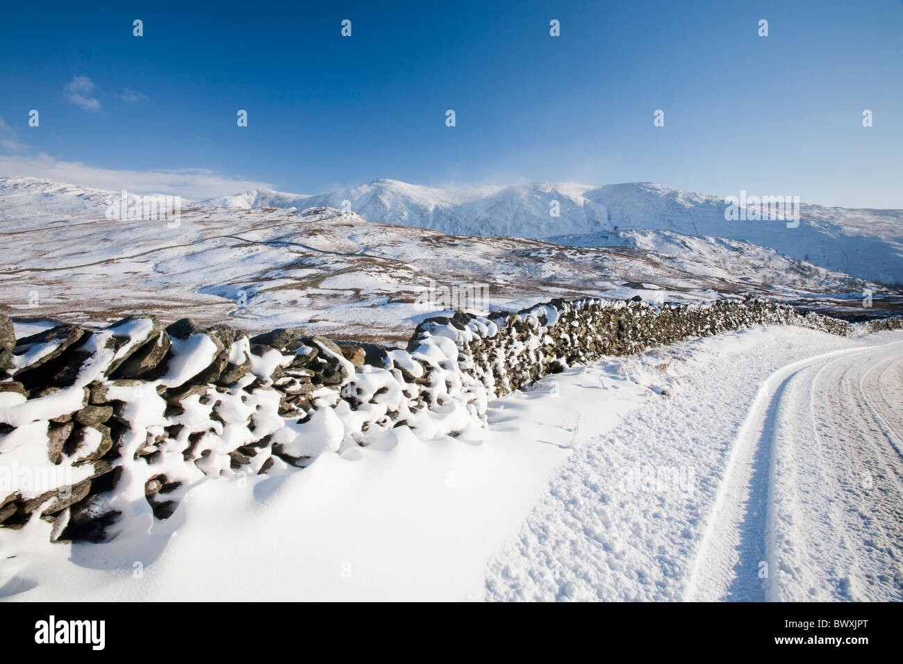La puce et le Kentmere Fells dans des conditions hivernales, Lake District, UK. Banque D'Images