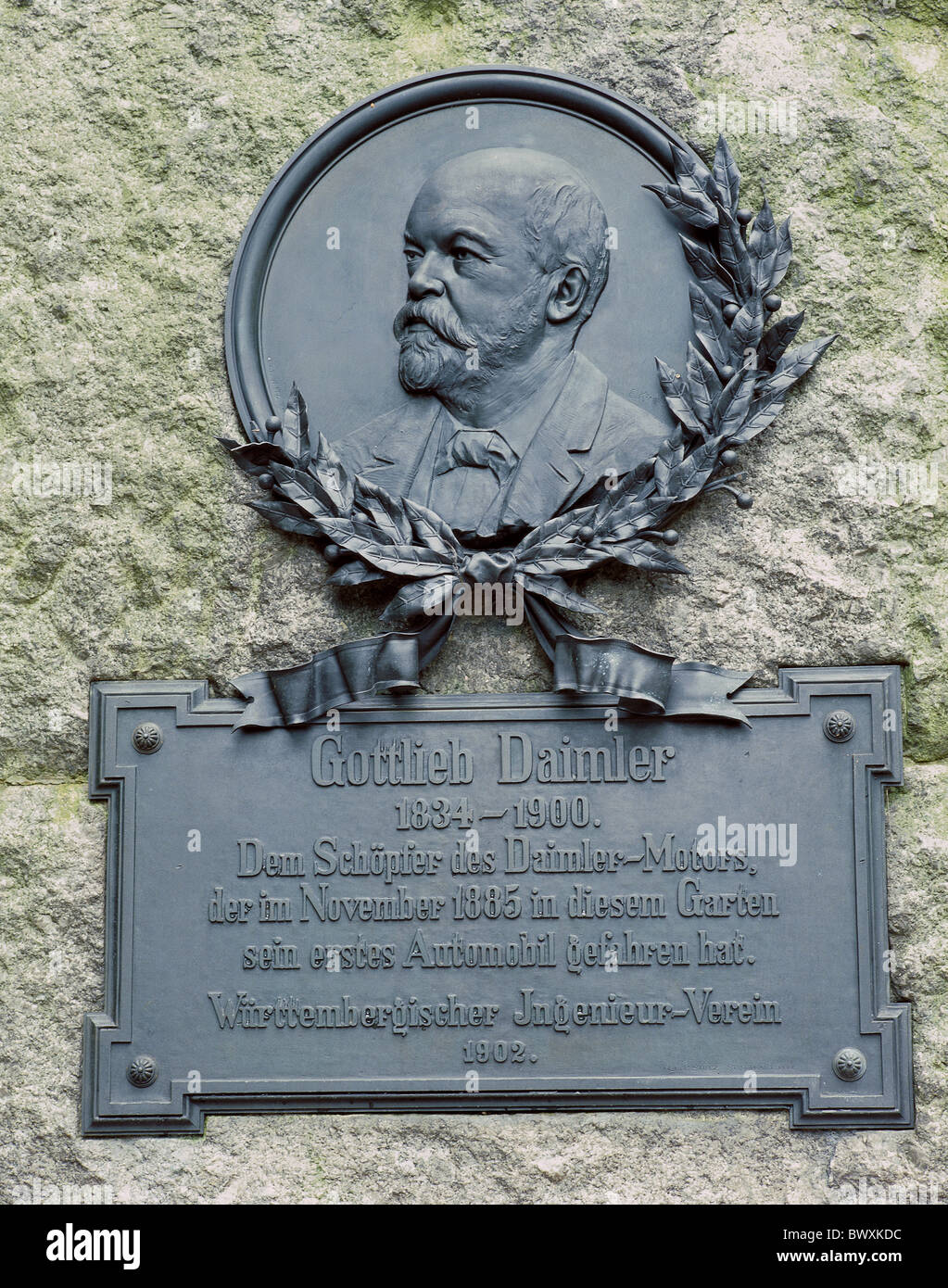 Allemagne Europe ville ville de Stuttgart Gottlieb Daimler secours tablette de pierre de l'industrie automobile voiture pioneer Banque D'Images