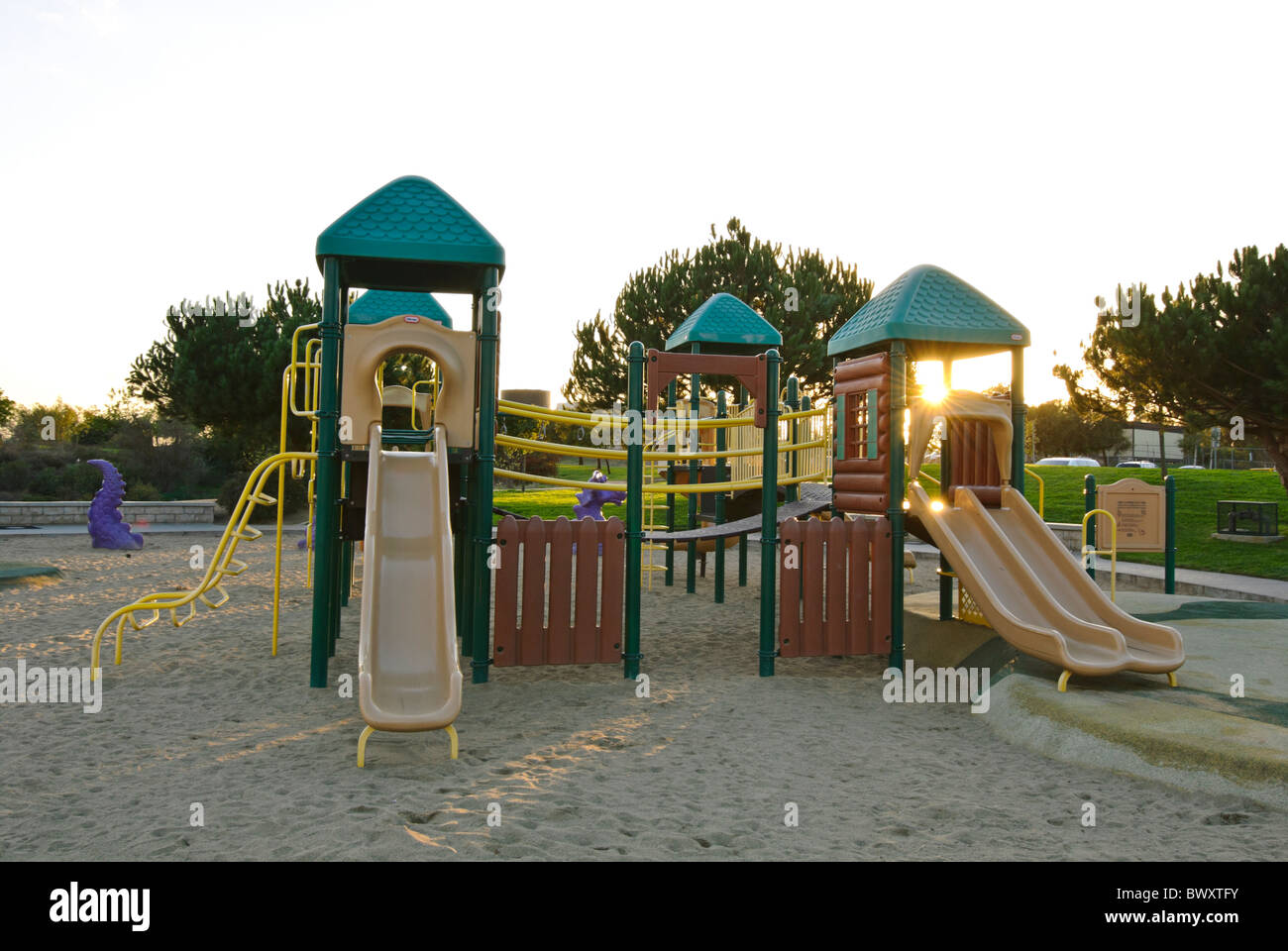 Aire de jeux pour enfants situé dans la Kenneth Hahn State Recreation Area. Banque D'Images