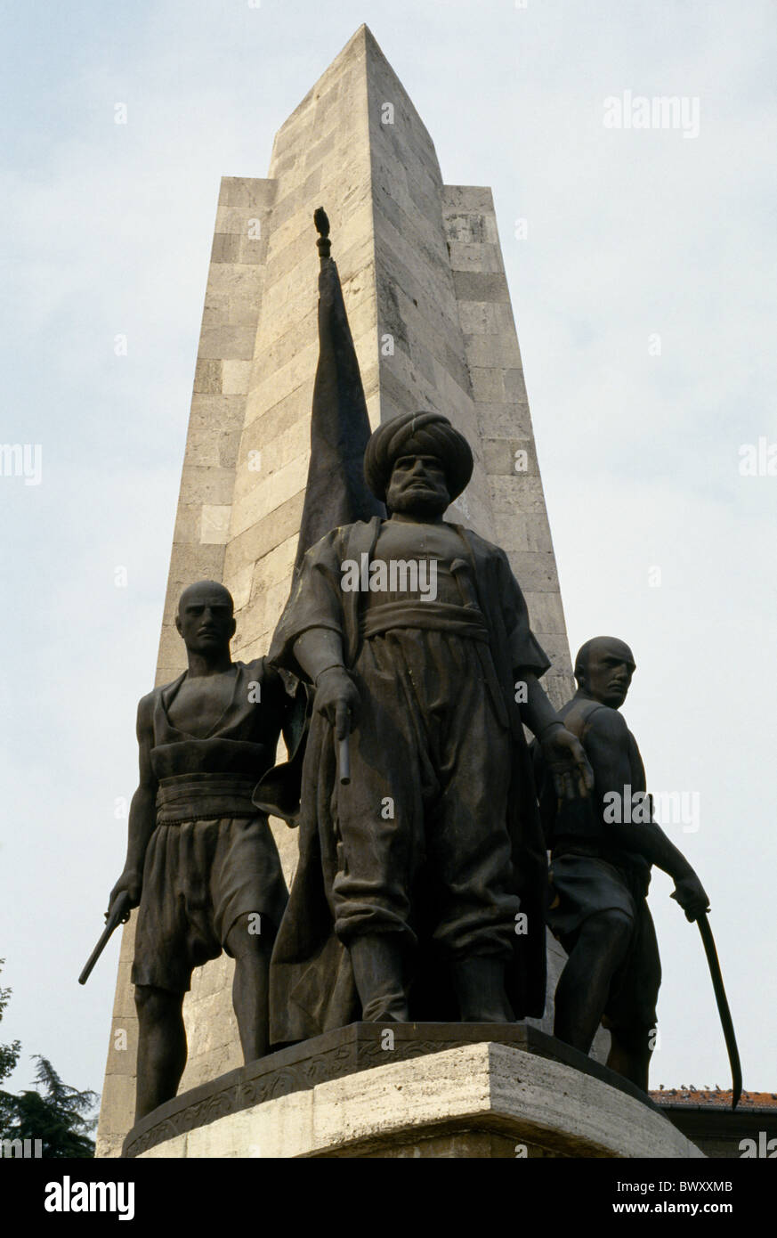 Istanbul Turquie Barbarossa Barbarossa était un Monument Hizir Amiral ottoman turc dans la Marine ottomane 15e à 16e siècle Banque D'Images