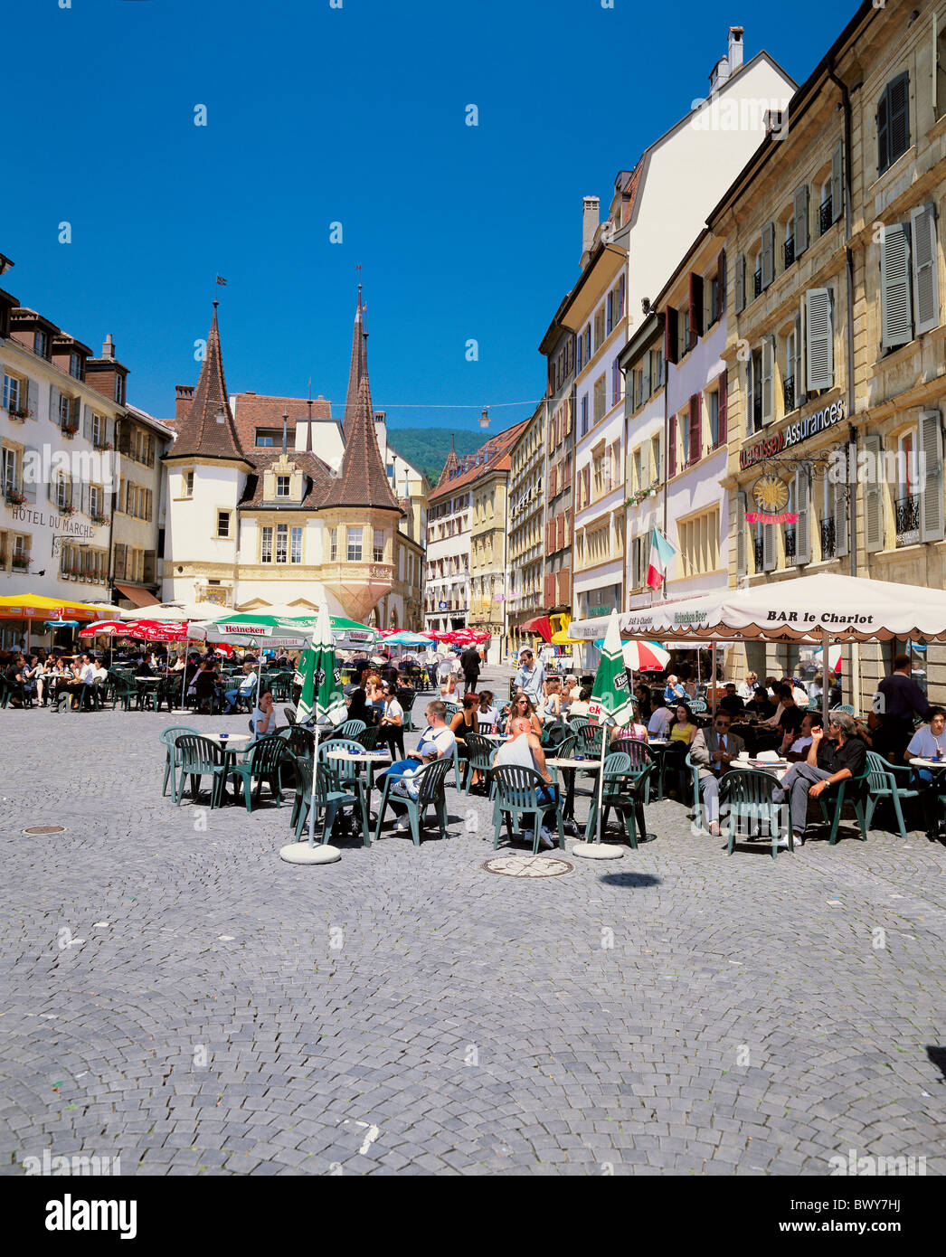 Suisse Neuchâtel Neuchâtel Neuchâtel place l'Europe café de la rue Vieille Ville modèle ne libération Banque D'Images