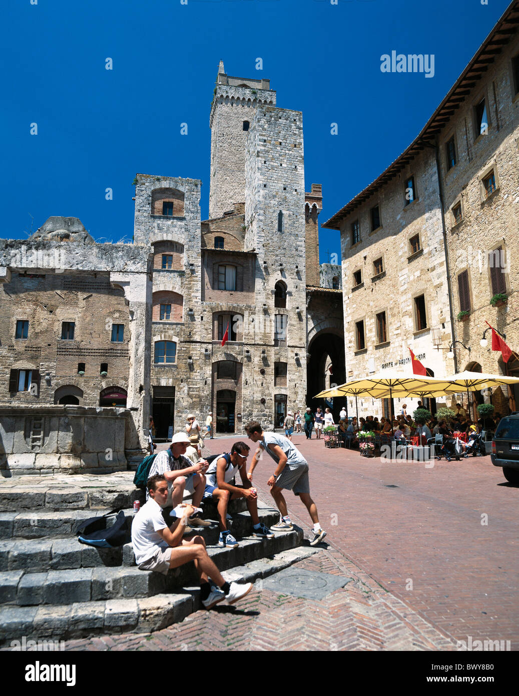 Italie Europe modèle ne libération place restaurant San Gimignano Toscane tourist Banque D'Images