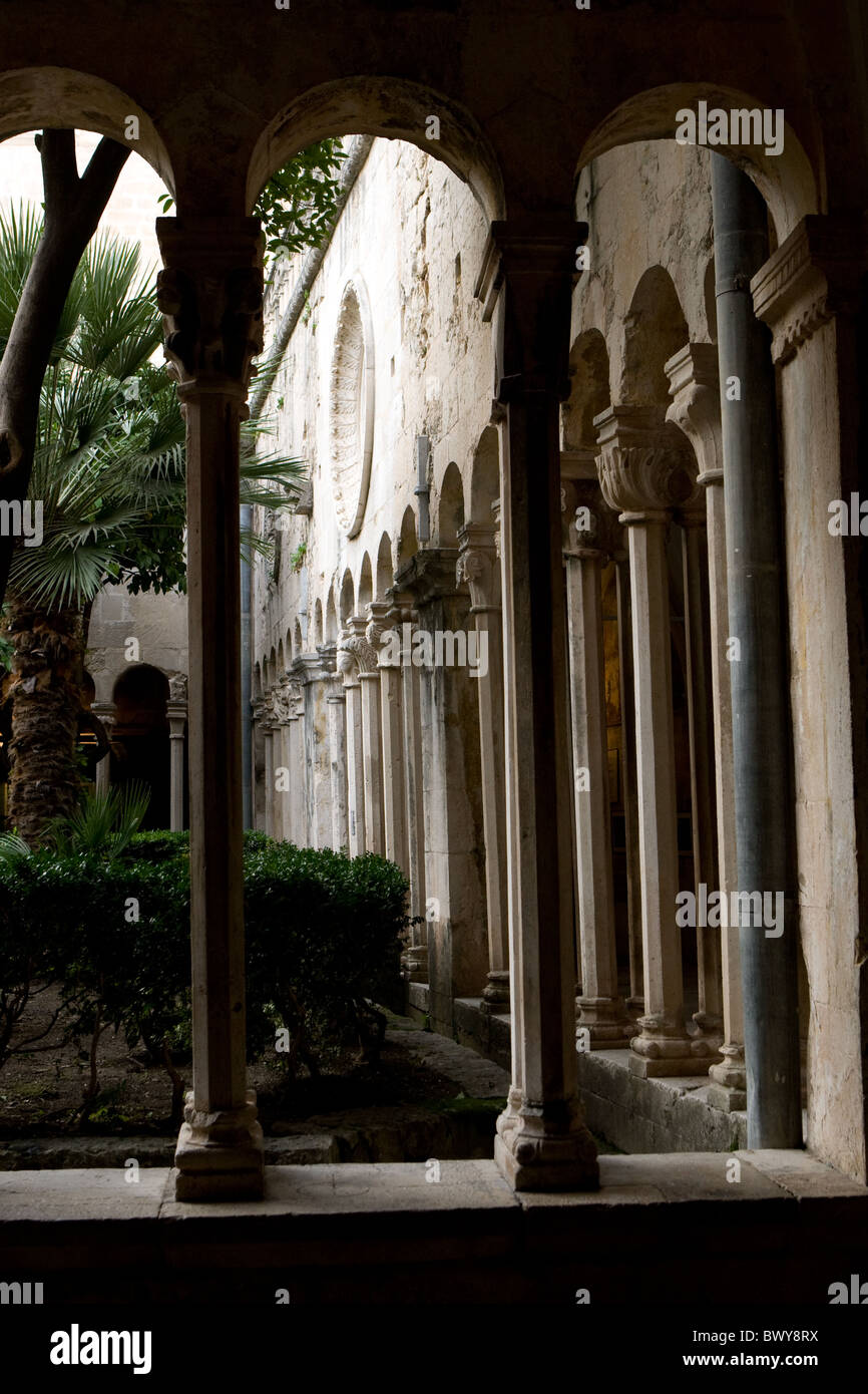 Le monastère franciscain de la vieille ville de Dubrovnik Banque D'Images