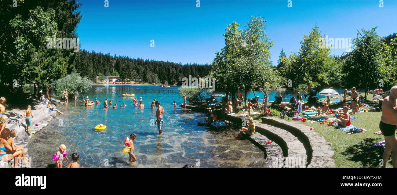 Les baigneurs du lac Caumasee baignoire Flims Grisons Grisons aucun modèle panorama de presse Suisse Europe lake se Banque D'Images