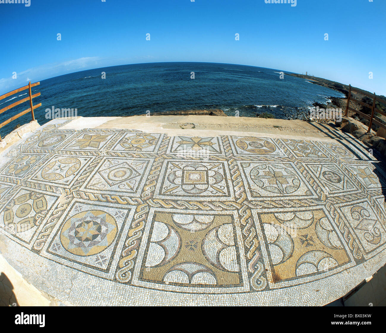Un monde ancien antiquité rez-de-chaussée côte historique Libye mosaïque mer Roman ruins romain Banque D'Images