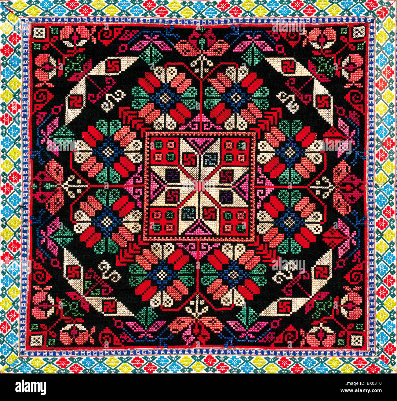 Élaborer de croix tissé, Dashujiao Village, Xinzhou, Longlin, Baïse, Guangxi Province, China Banque D'Images