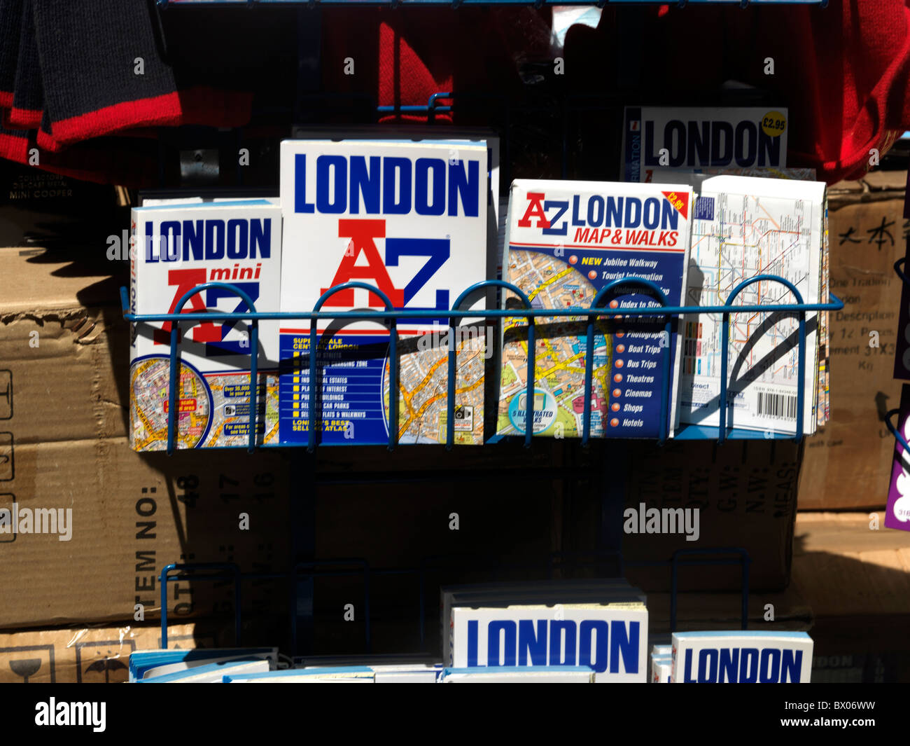 Londres Angleterre Londres Cartes de A à Z en vente en boutique Banque D'Images