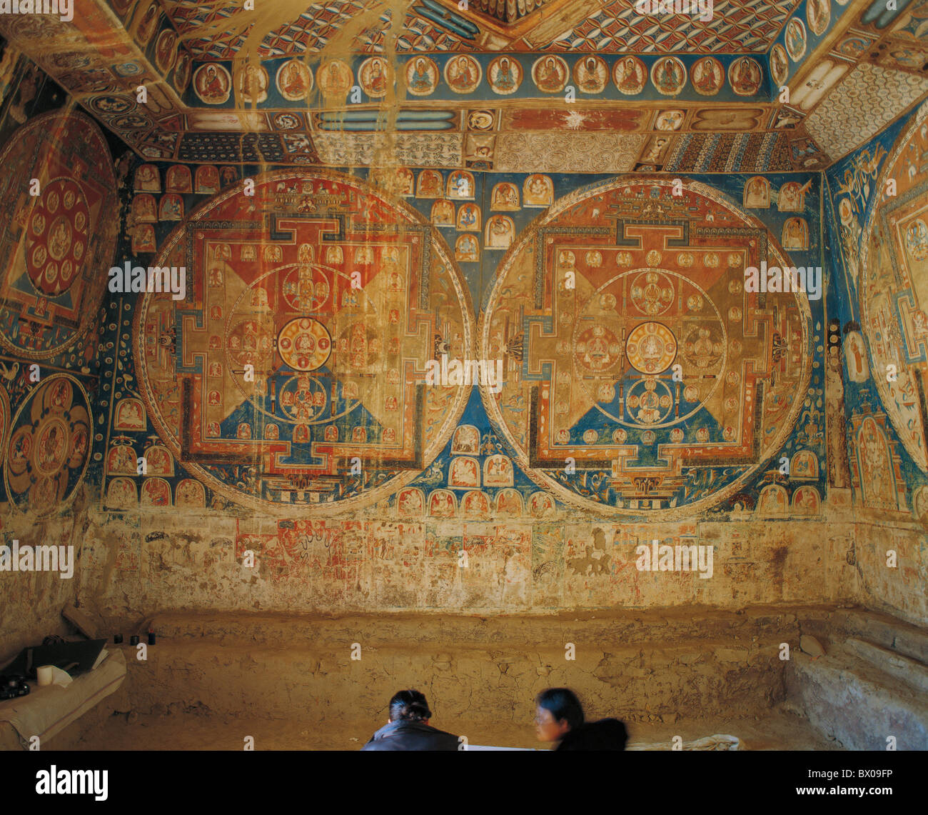 Paingting murale mandala, Dongga Ancien Site, nagari, Tibet, Chine Banque D'Images