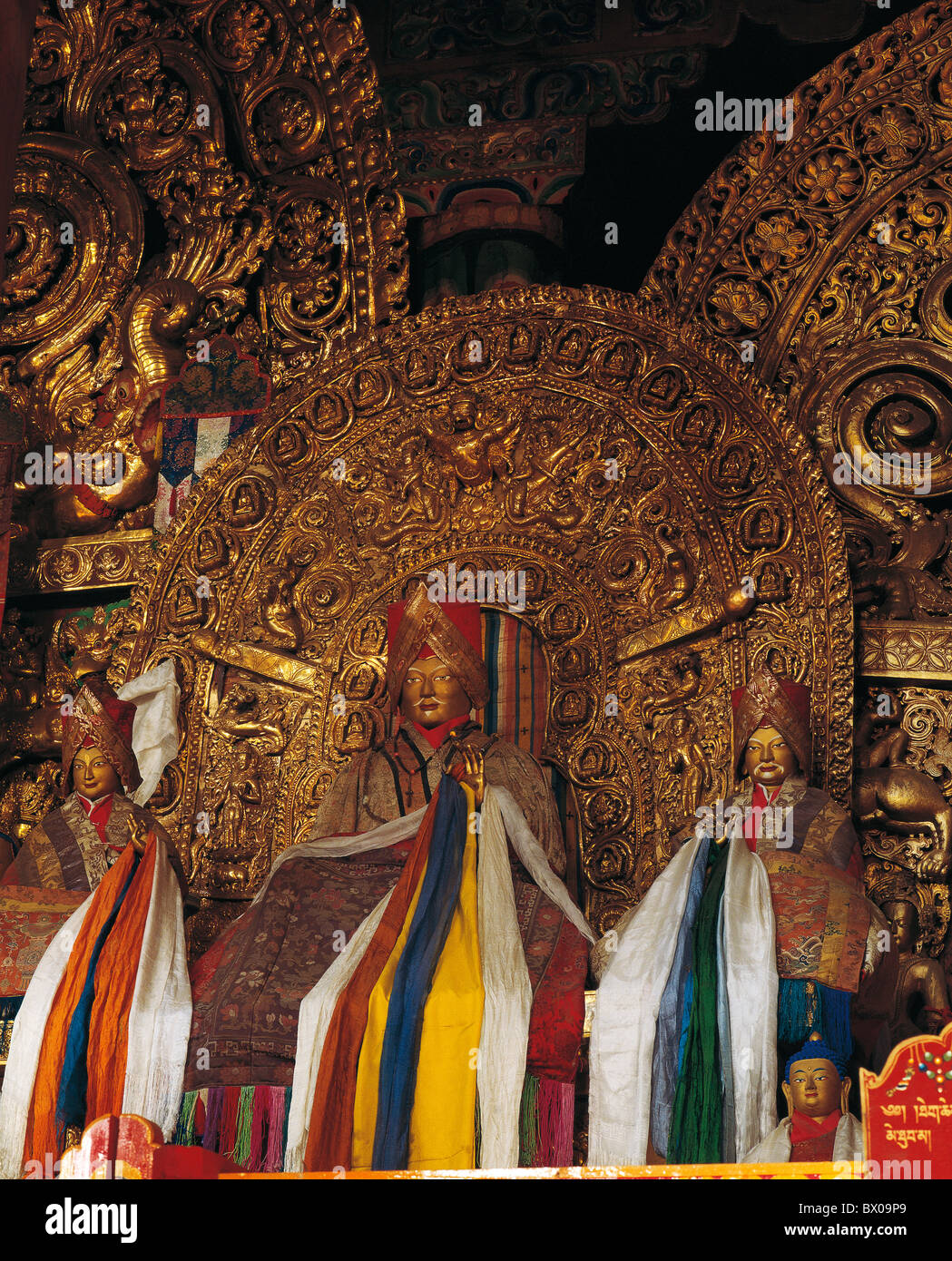 Cinq fondateurs de secte Sakyapa, monastère de Sakya, Xigazê, le Tibet, la Chine Banque D'Images