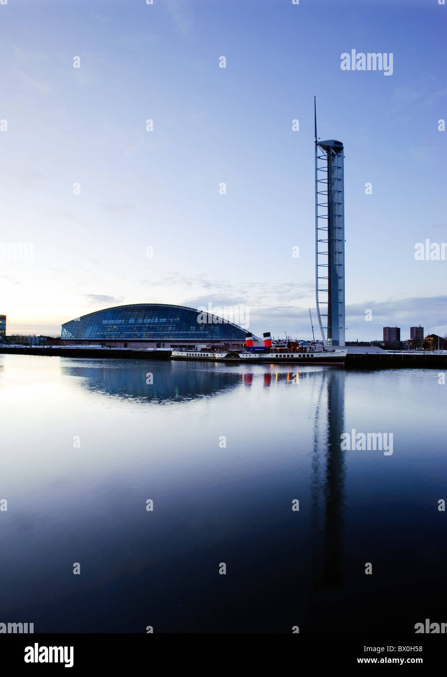 Glasgow Science Centre et tour de la Clyde, Glasgow, Ecosse, Royaume-Uni. Banque D'Images