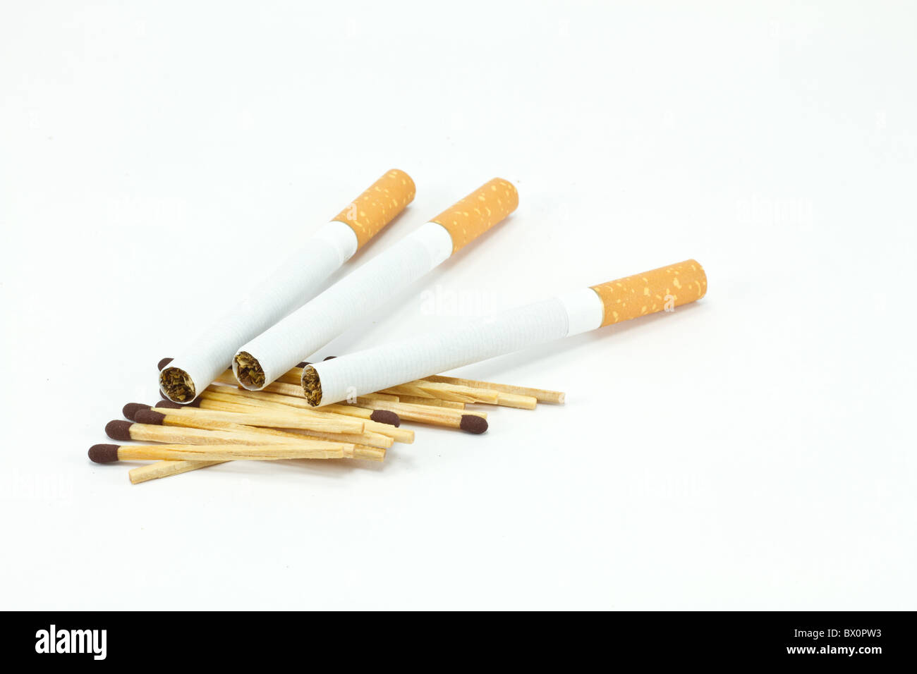 Allumettes et cigarettes Banque D'Images