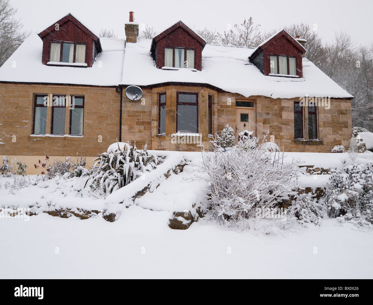 Maison en hiver, Fife, Scotland Banque D'Images